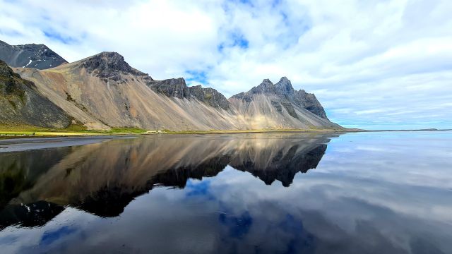 Stokksnes spiegeling ijsland