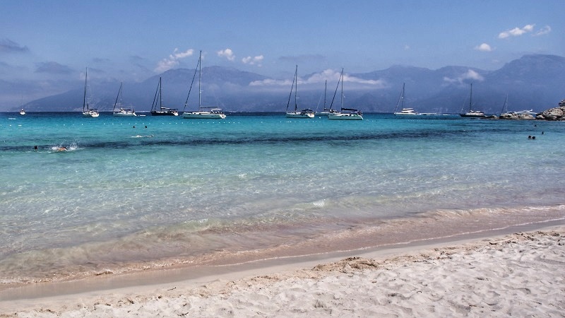 vakantie op Corsica strand