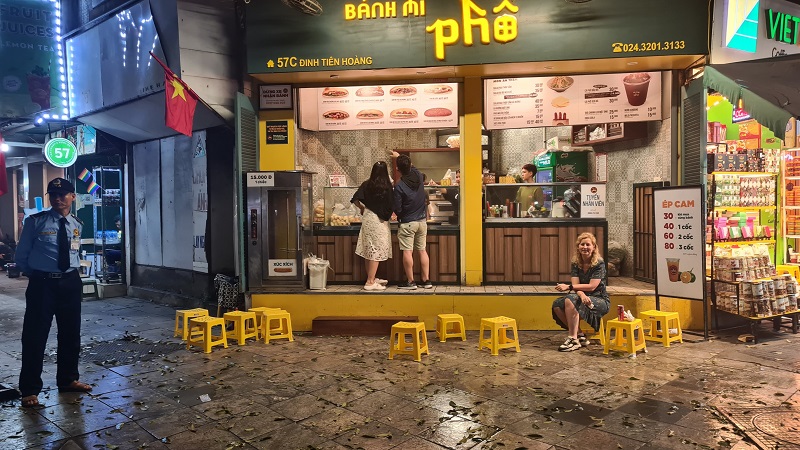Banh Mi Hanoi streetfood